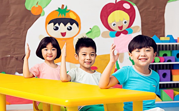 孩子不愿午睡老师怎么引导,孩子抗拒在幼儿园午睡