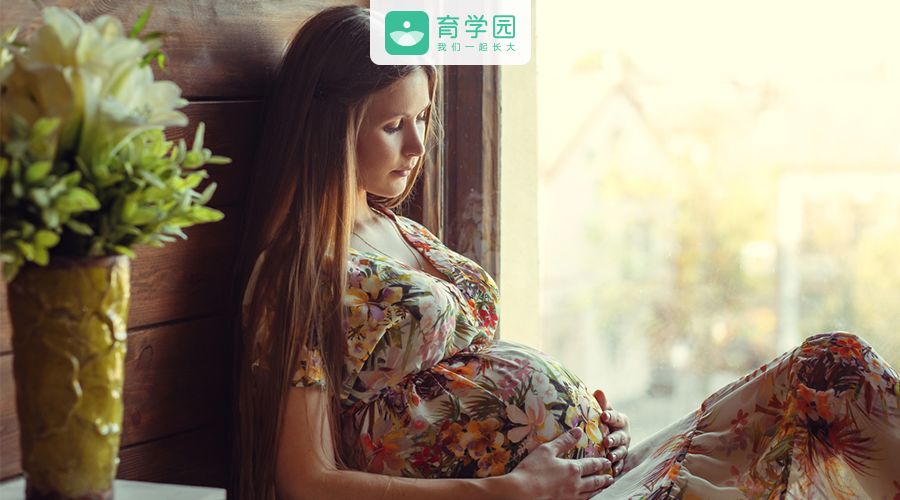 化妆喷香水,怀孕期间染烫头发可以吗