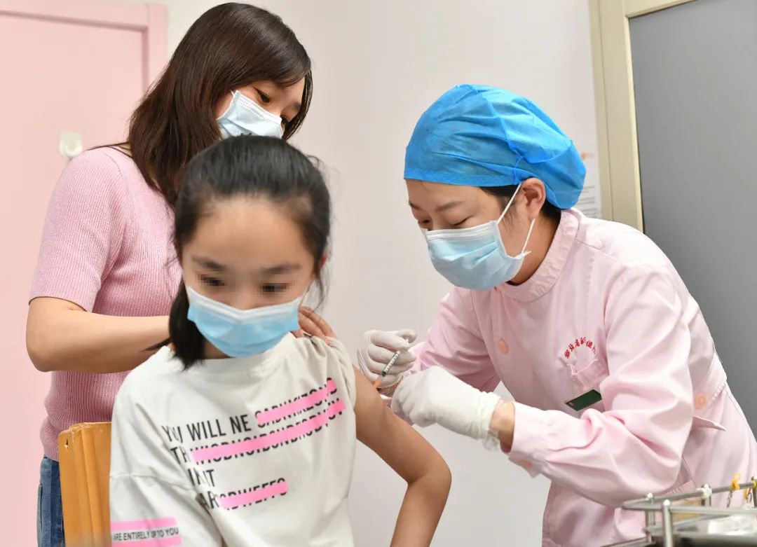 济南女孩免费接种宫颈癌疫苗，未来会整体降价吗？