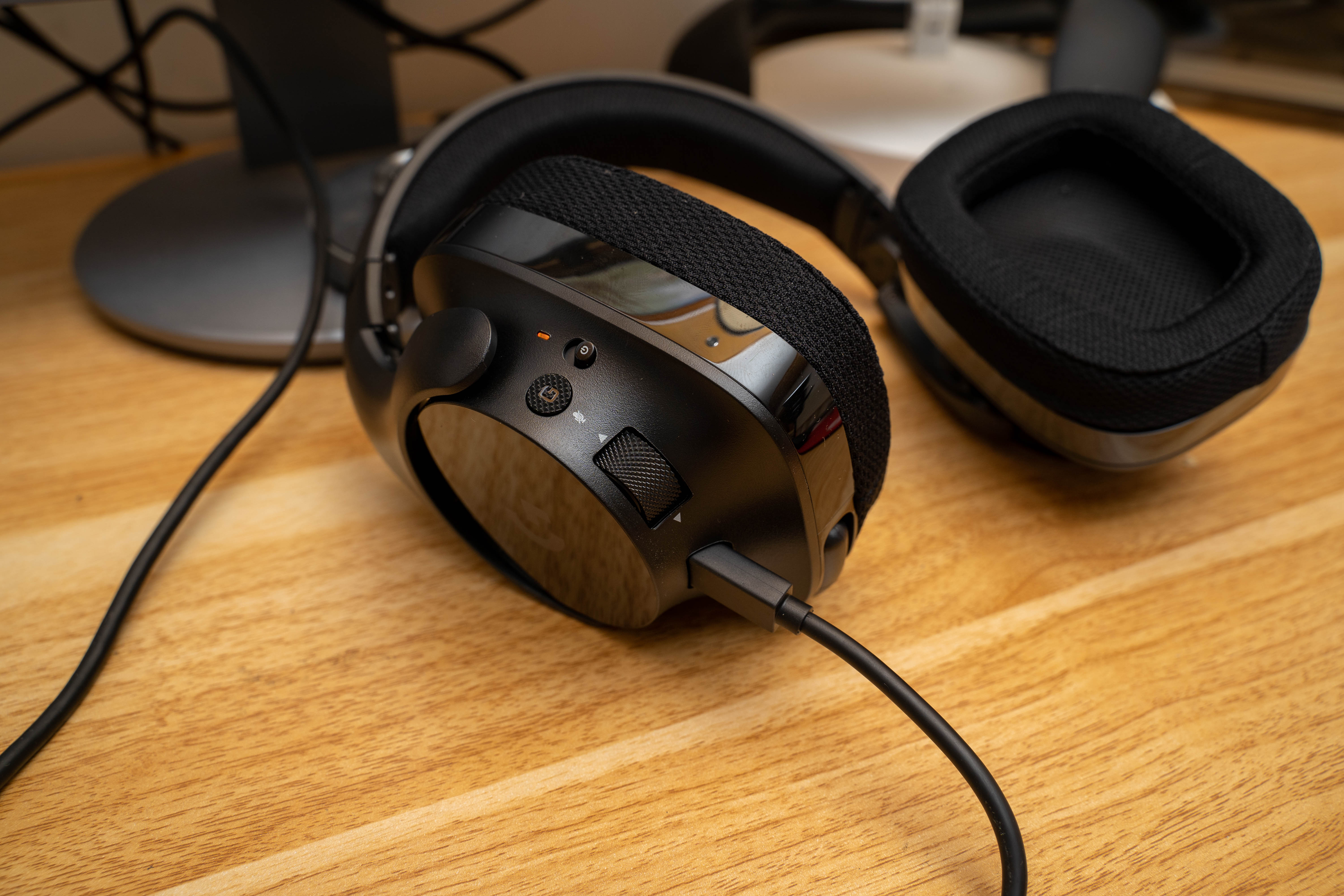 罗技g533配什么耳机好,罗技g533耳机怎么设置