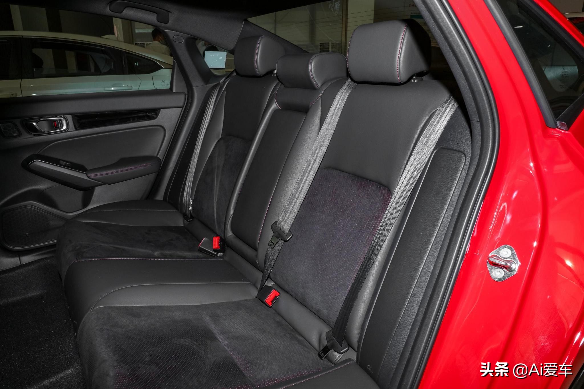 大空间更舒适实拍解读思域2019款,全新一代思域轴距