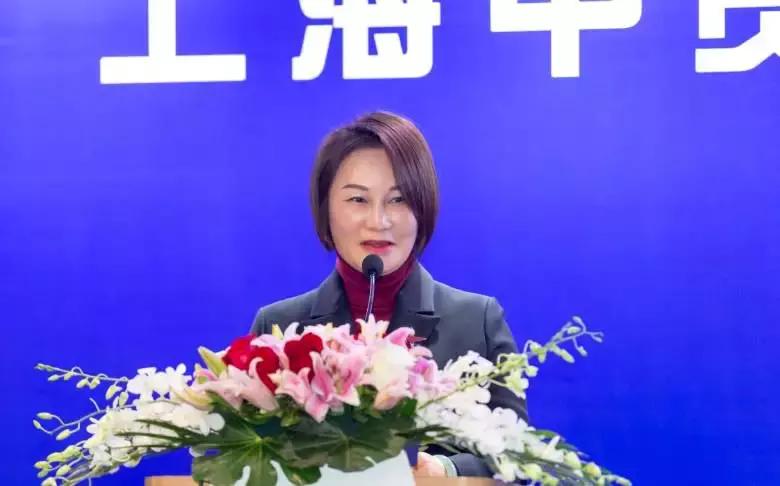 鍐嶈幏闃块噷绛夎秴3浜跨編鍏冩姇璧勫ぇ鎼滆溅,鑾峰緱闃块噷宸村反鎶曡祫