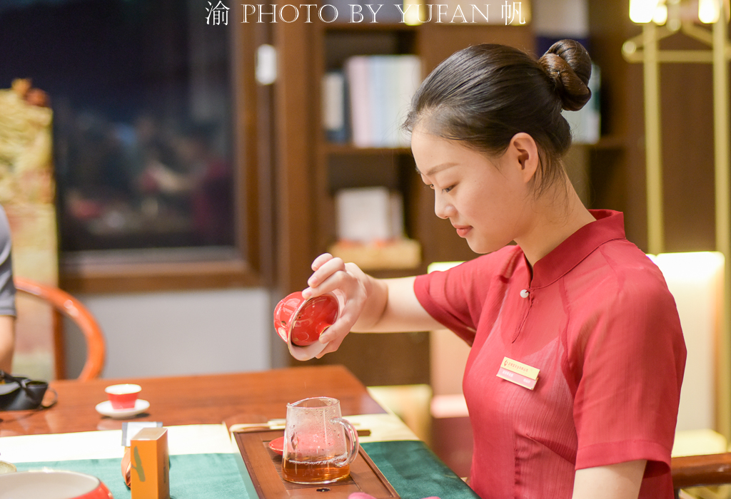 武夷山茶女的真实生活，可能与你想象的不一样，精彩而真实