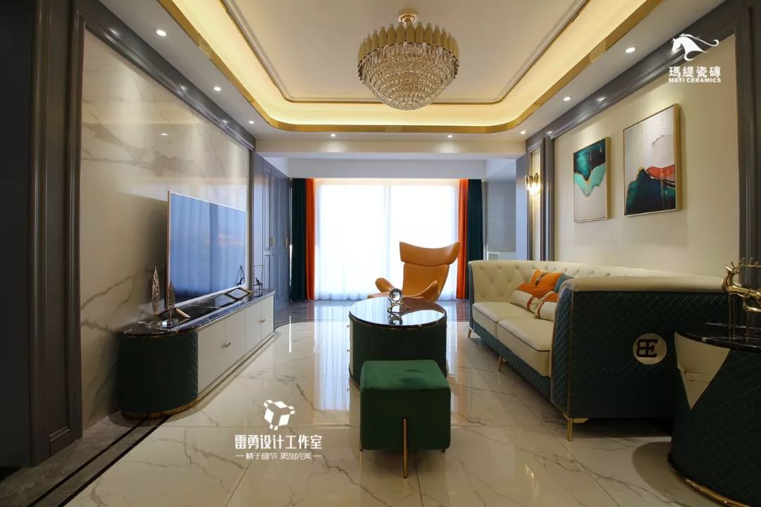 孔雀蓝搭配色彩,神秘的色彩高级灰