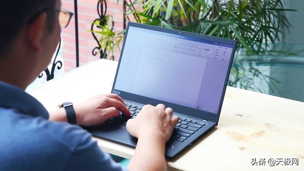 thinkpadx1carbon2019拆机,thinkpadx1carbon2021款发布会