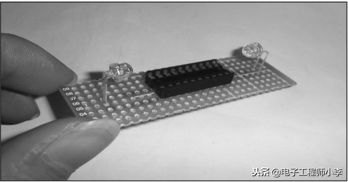 塑料瓶制作单片机,单片机小制作做心形流水灯