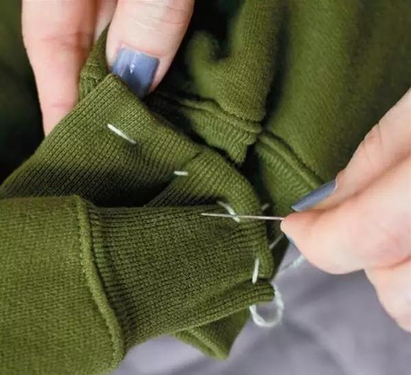 自制宠物狗窝简单,旧衣服怎么给狗狗做个窝