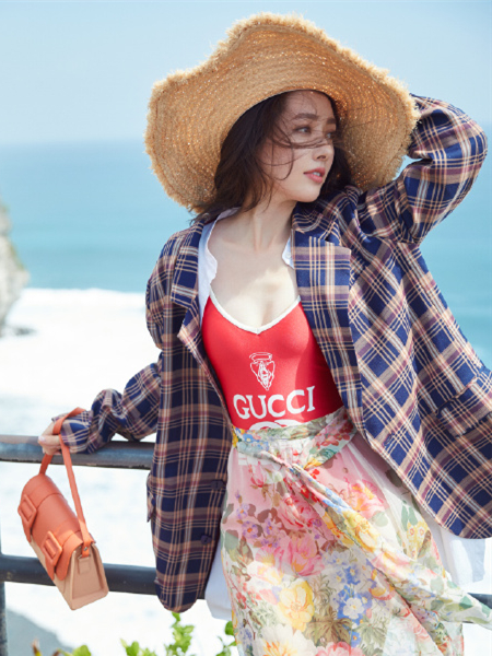 宋茜惊艳的穿衣服,宋茜一袭中国风连体裤惊艳众人