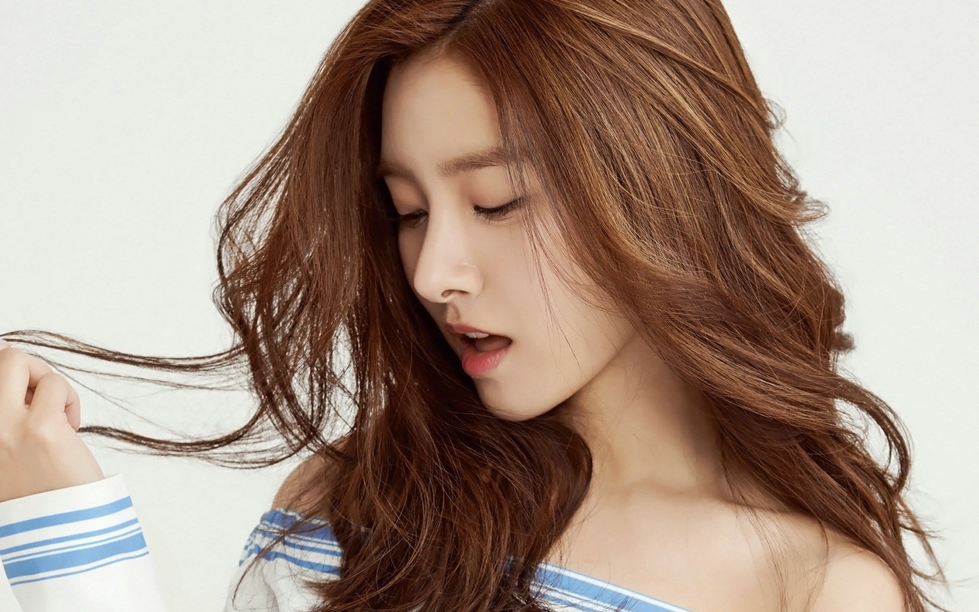 刚做直播行业不知道一个月给主播多少钱合适？一起来看看