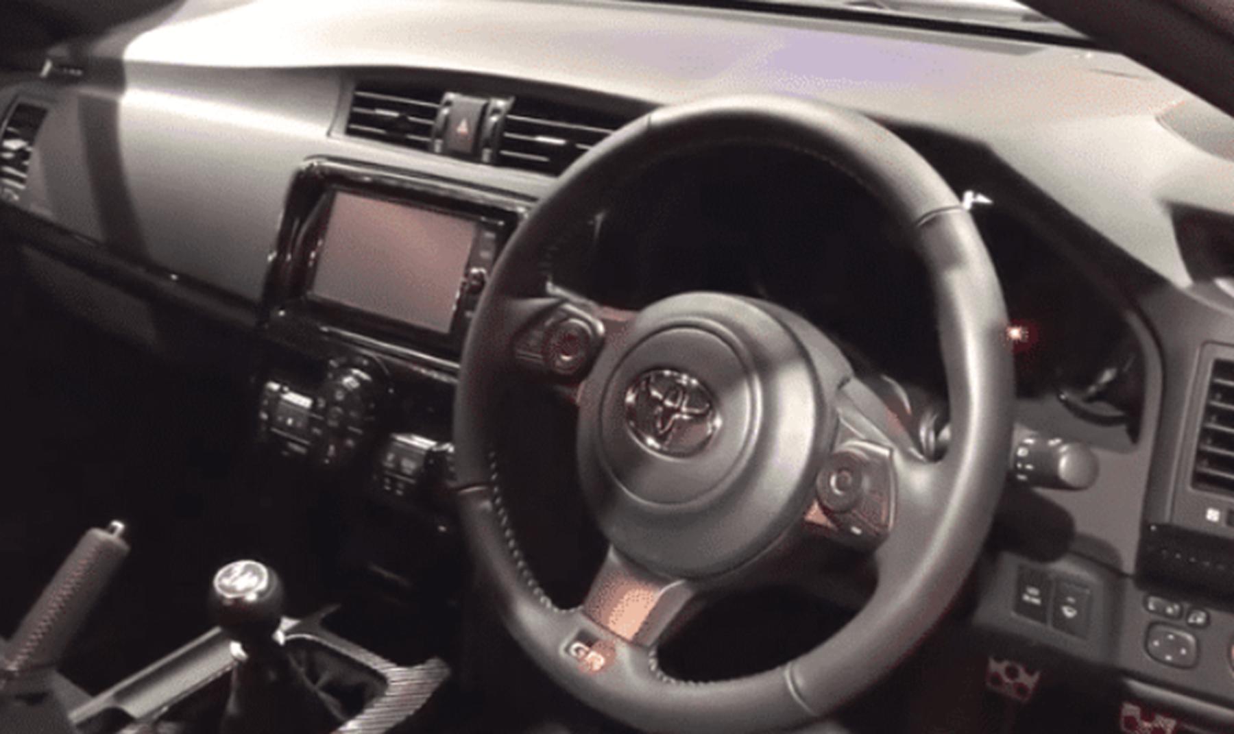 皇冠2024款前驱还是后驱,皇冠锐志什么时候上市