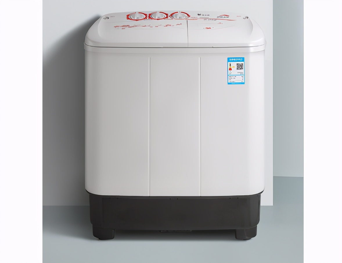 半自动洗衣机跟全自动有什么区别,洗衣机的演化过程