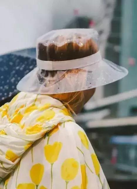 荷尔蒙最爆棚的手表,逆天荷尔蒙透明手表