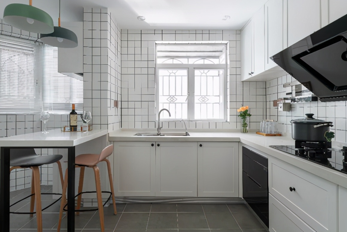 125平做两个房间,125平大厨房装修效果图