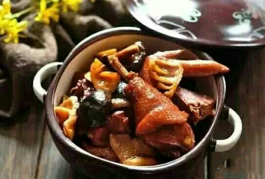 春笋味道清淡鲜嫩,春笋怎么吃又脆又好吃