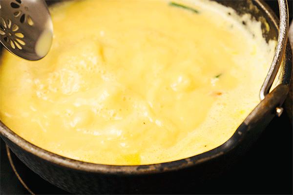 把台式锅物带来魔都，将温暖与美味传递给来到这里的客人