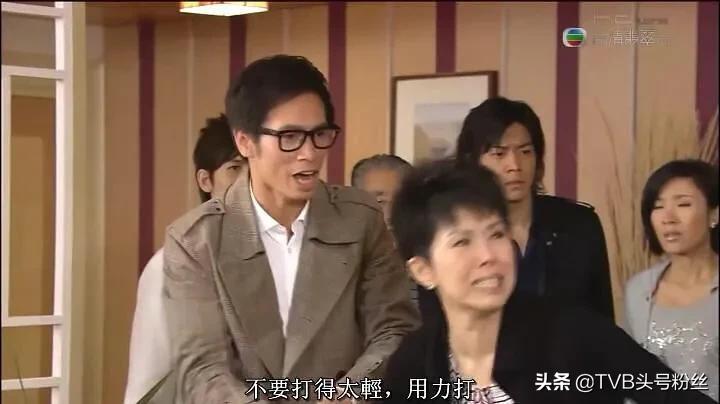 《溏心风暴之家好月圆》的撕逼场面真是高潮迭起，让*欲人**罢不能啊