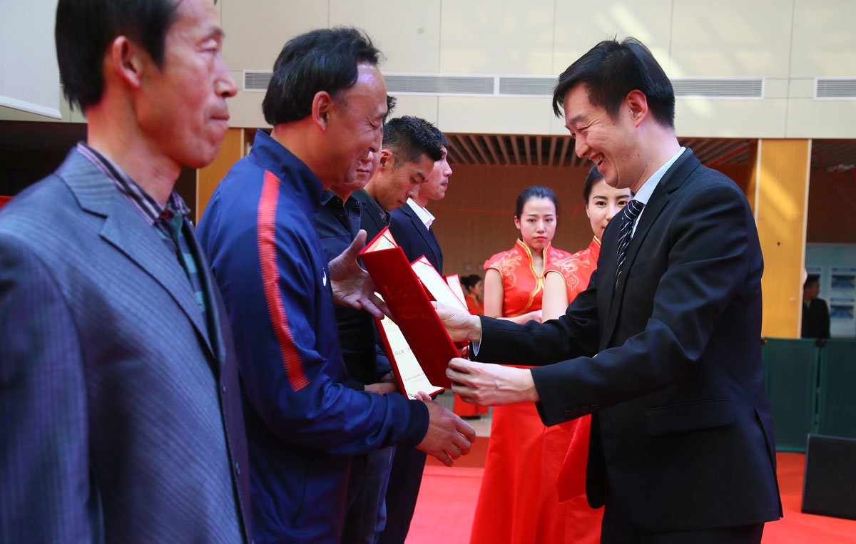 全国青少年校园足球发展报告,推进青少年足球体系建设