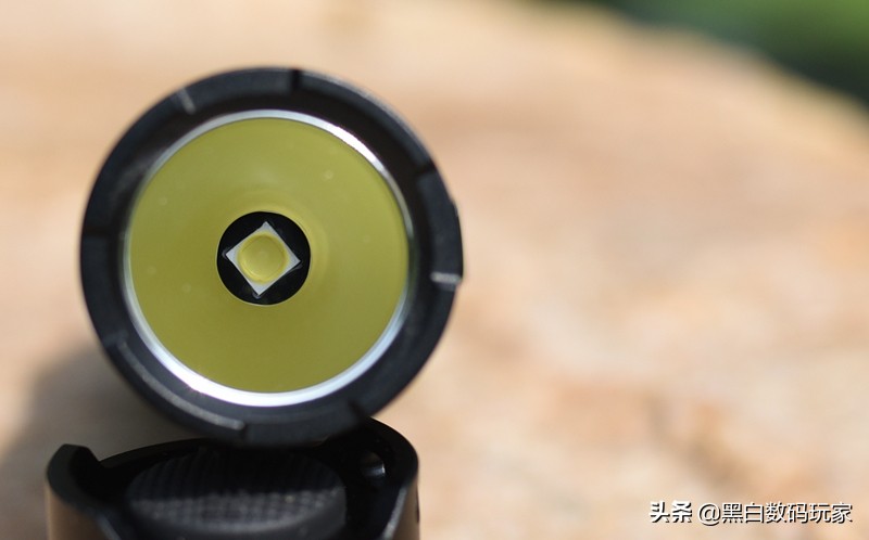 手中的EDC不能少了WUBEN务本E10