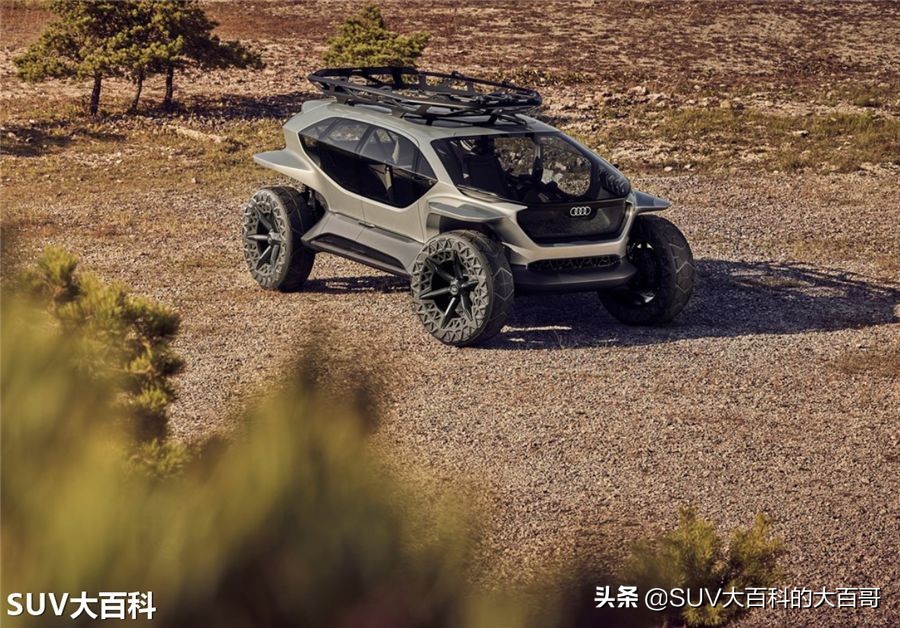 奥迪也发“硬派越野车”,透明座舱+500公里续航,还有无人机引路