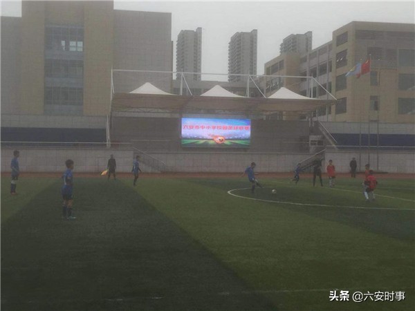 热烈祝贺六安市清水河学校足球代表队代表金安区在全市中小学足球联赛中夺得冠军
