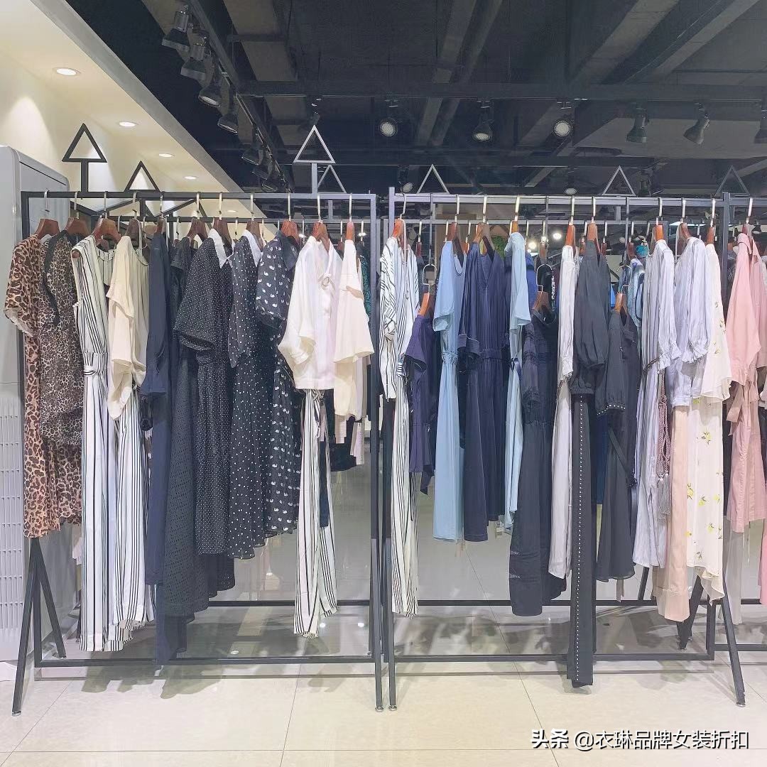 化妆品尾货批发市场拿货渠道,衣服尾货拿货技巧