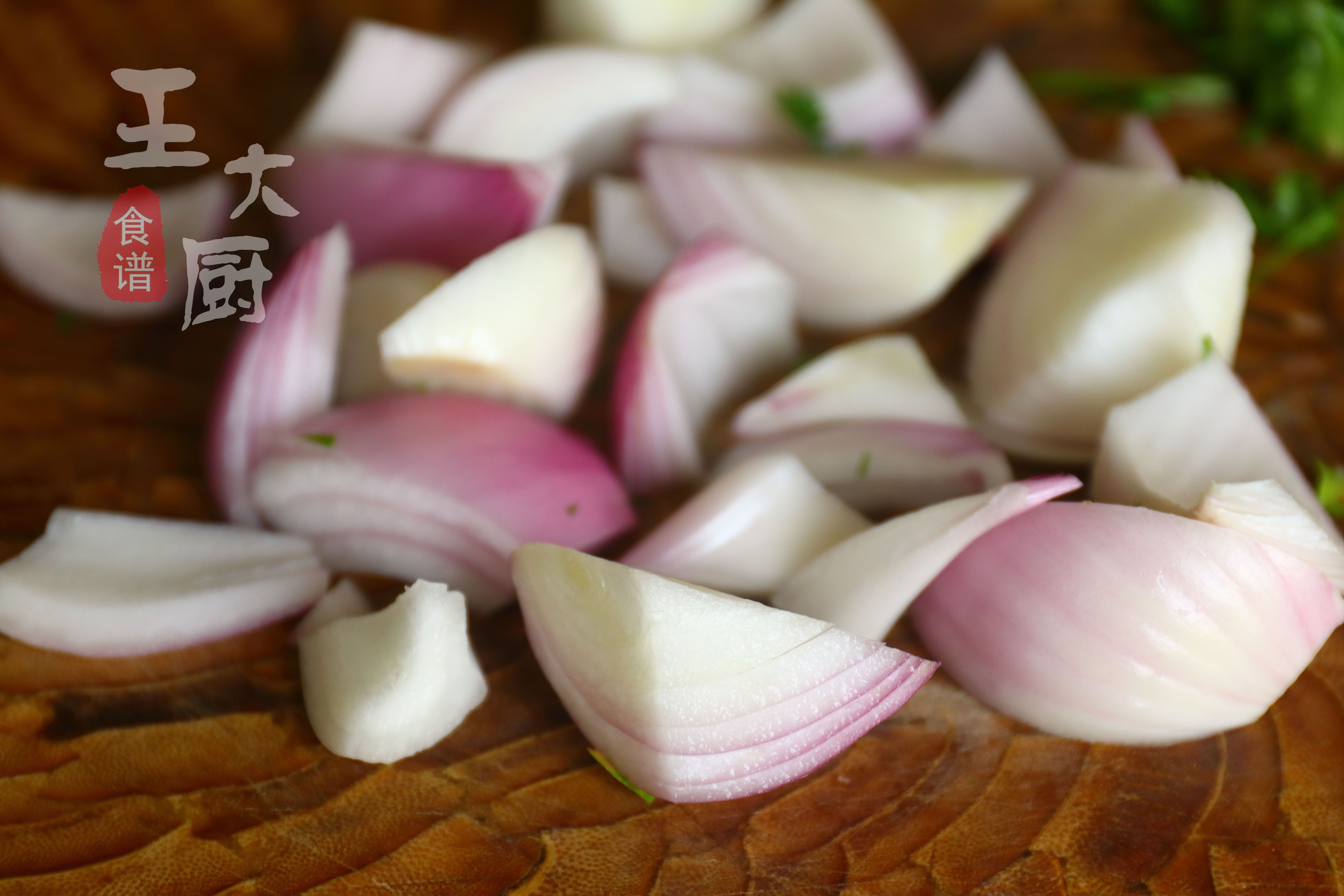 美食诀窍干锅肥肠,干锅肥肠怎么做好吃视频教程