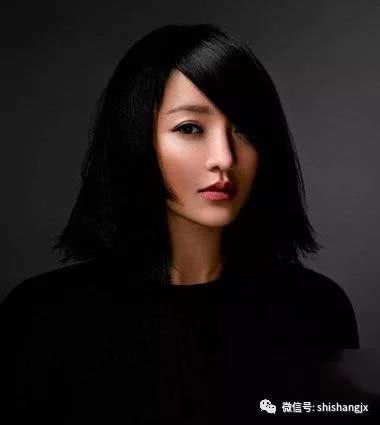 40-50岁洋气发型女士短发烫发沙宣,发型2018流行短发发型沙宣