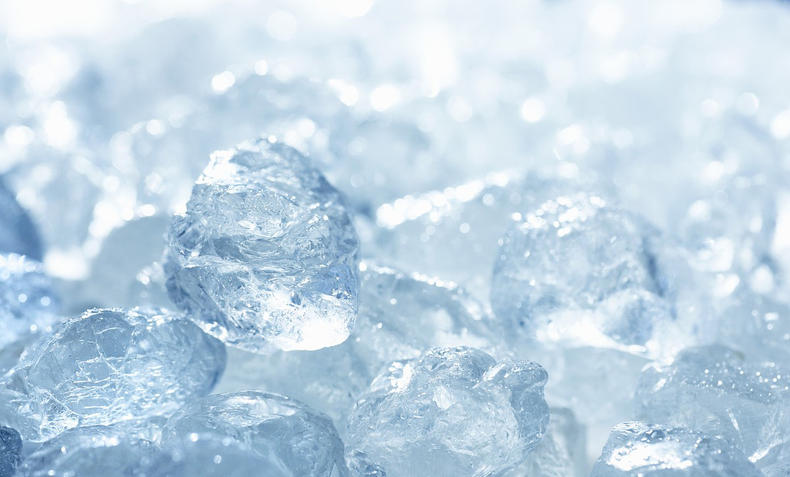 脸部缺水敷面膜刺痛是怎么办,脸部缺水贴面膜会刺痛是怎么回事