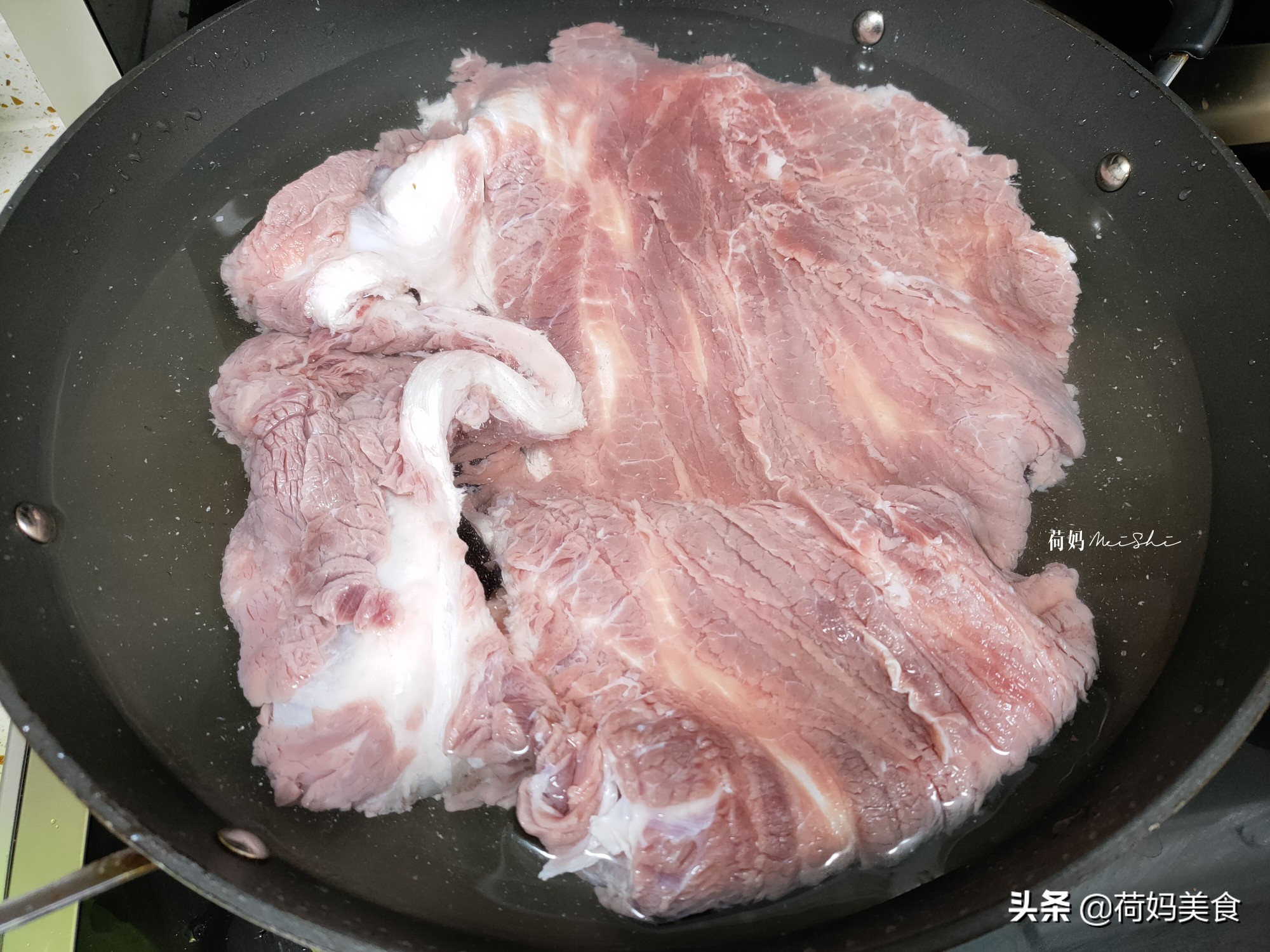 怎么炖牛肉让牛肉软烂,牛肉怎么做才能软烂入味不塞牙呢