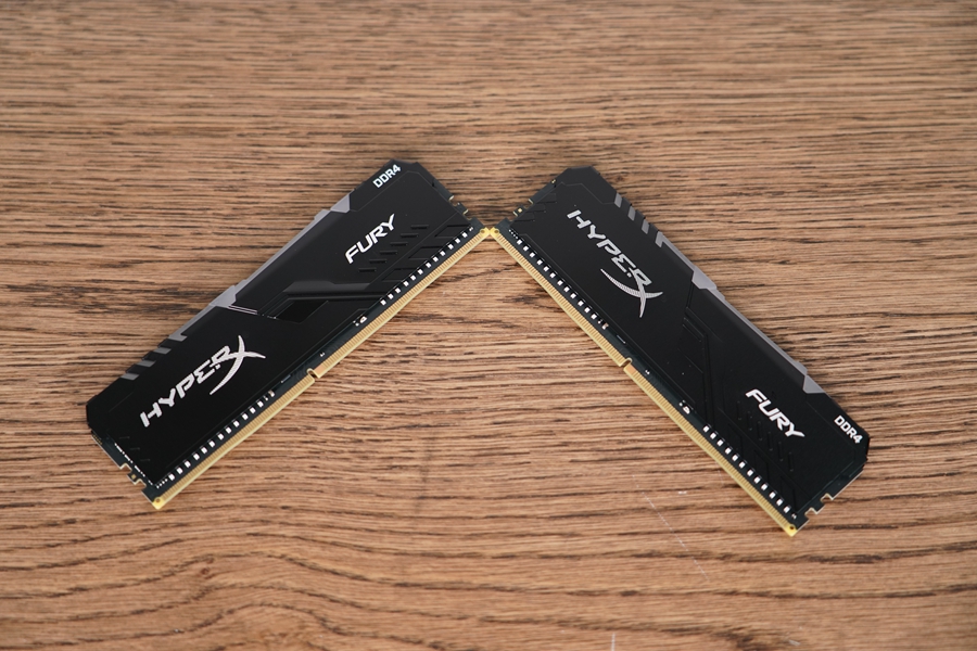 RGB真绚丽：HyperXDDR4RGB雷电流光系列骇客神条测评