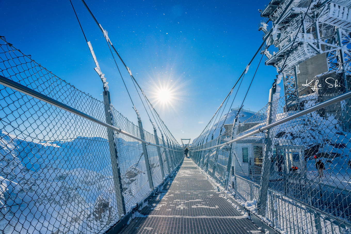 瑞士高山滑雪上演惊险与刺激,瑞士滑雪的真实感受