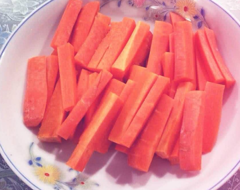 泡菜在发酵中途可以加糖吗,天气热了做什么泡菜最好吃