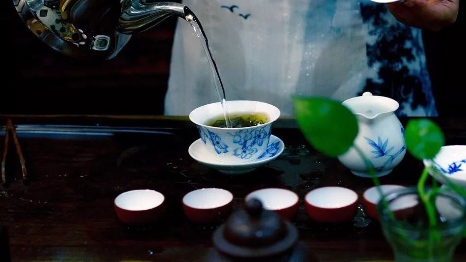 不争不理不解释图片,不争不理不解释的经典语录