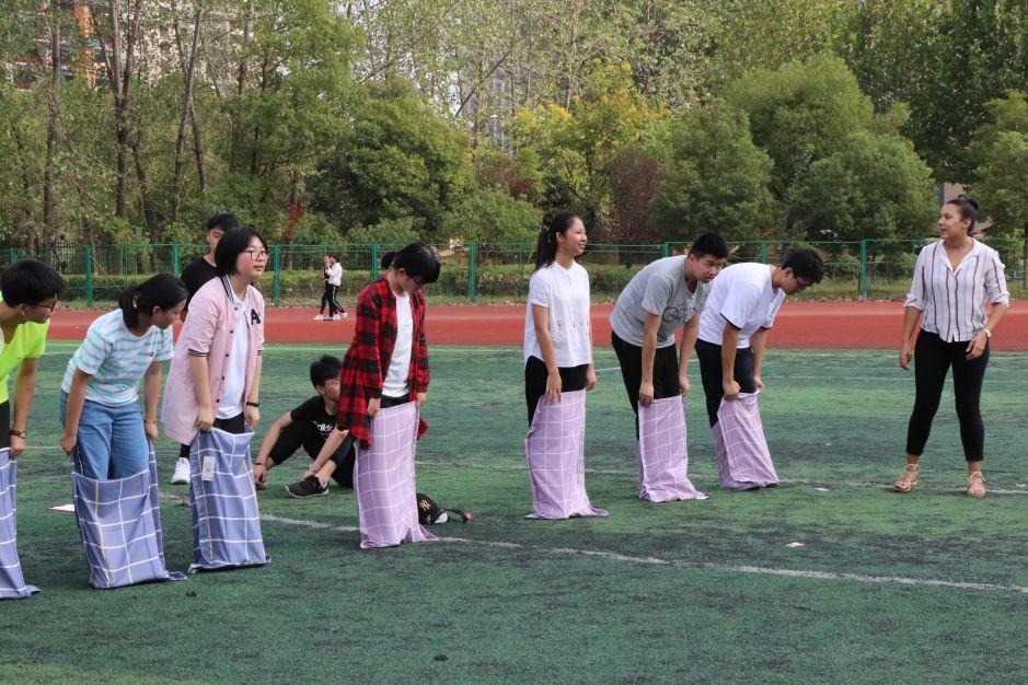 CompetitionofHouses!太精彩，合肥一中加拿大高中学院争霸赛