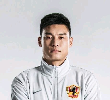 韩鹏飞绝杀大连人,国脚韩鹏飞