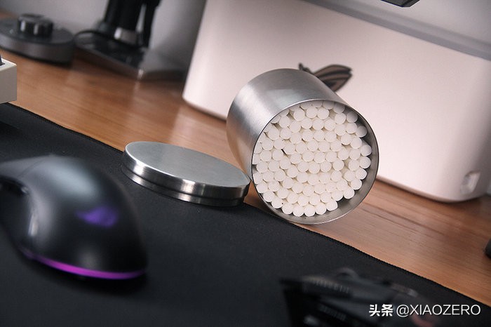 没有什么桌面几点零,折腾不止的电脑桌面好物分享