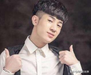 快手巴扎黑以前的段子,快手网红巴扎黑搞笑段子