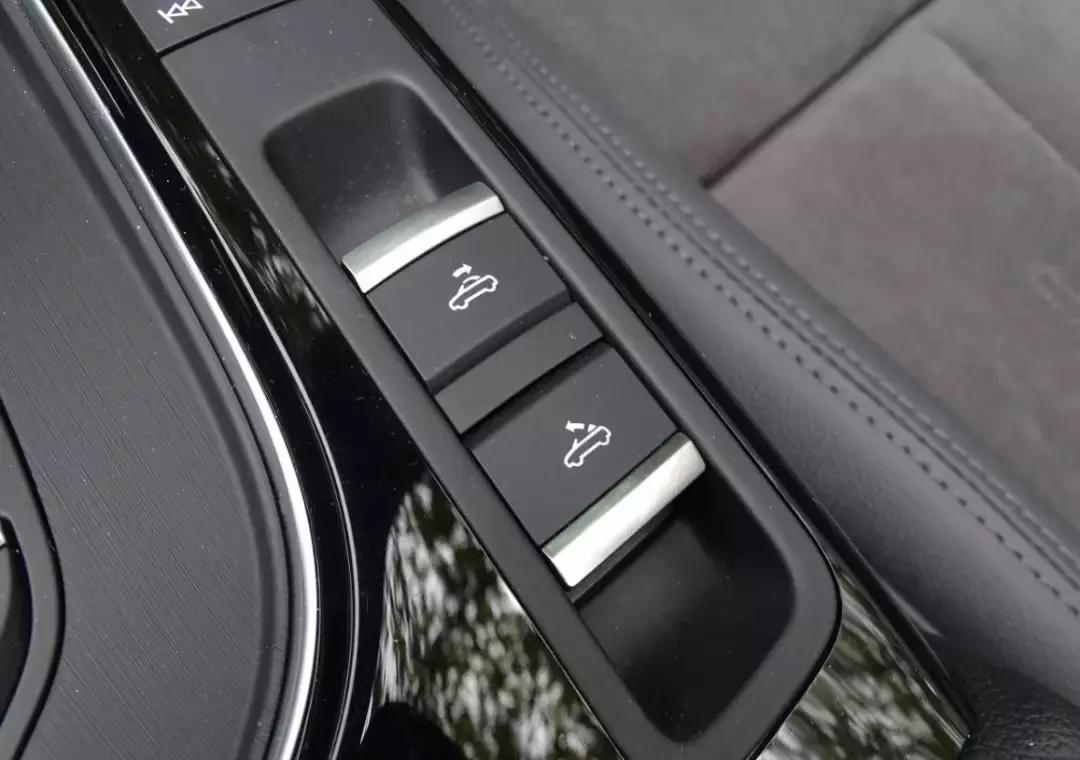 奥迪a53.0t,奥迪a52022款敞篷落地价格