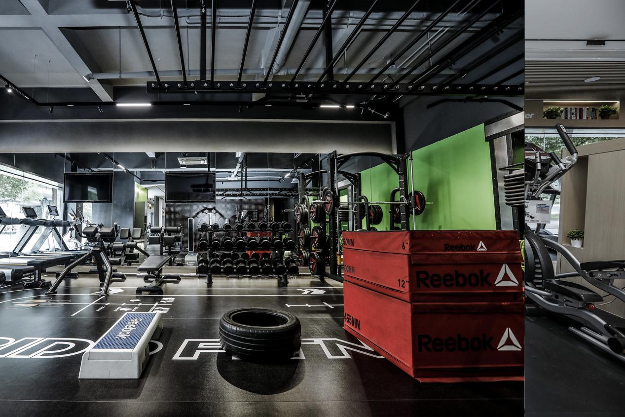 时尚健身健康生活成都首家具有网红气质的健身器材连锁店今日开业