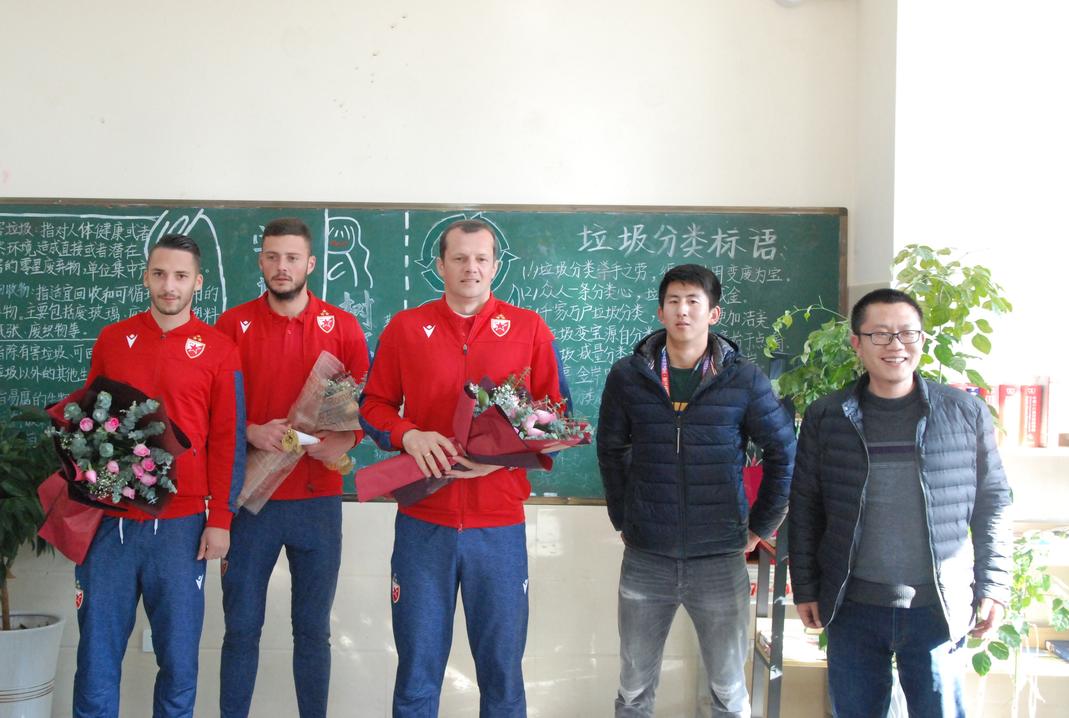 世界顶级足球俱乐部教练,世界顶尖足球教练