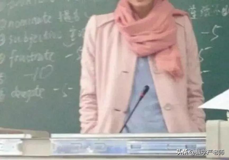 有个搞笑的老师是怎样的体验,幽默的老师是什么体验