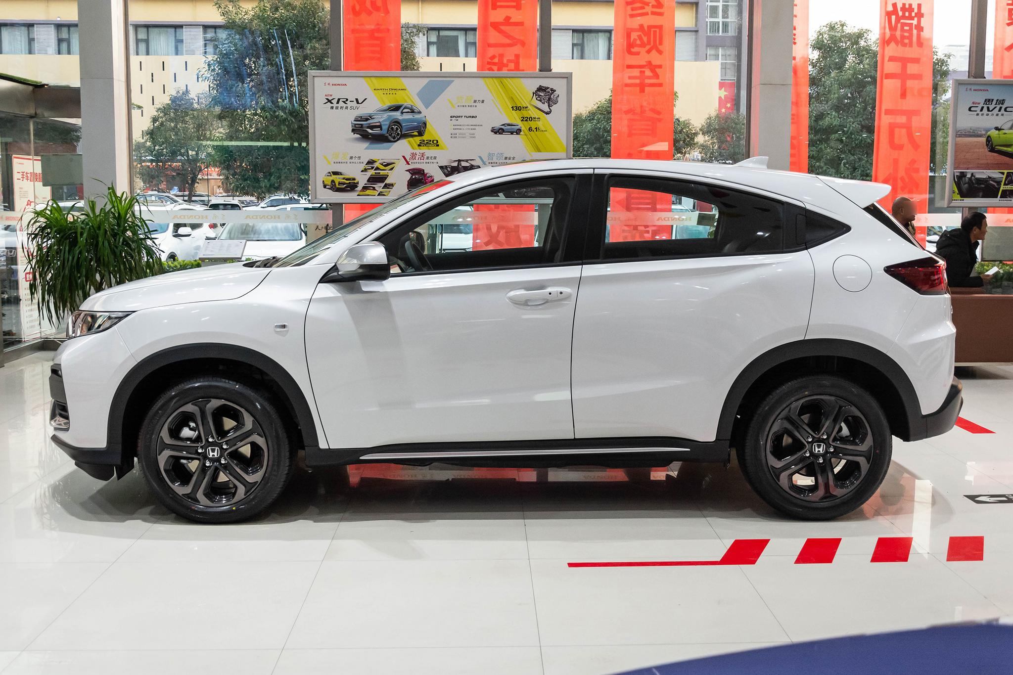 本田xrv四驱测试,日系车自动挡suv10-15万左右