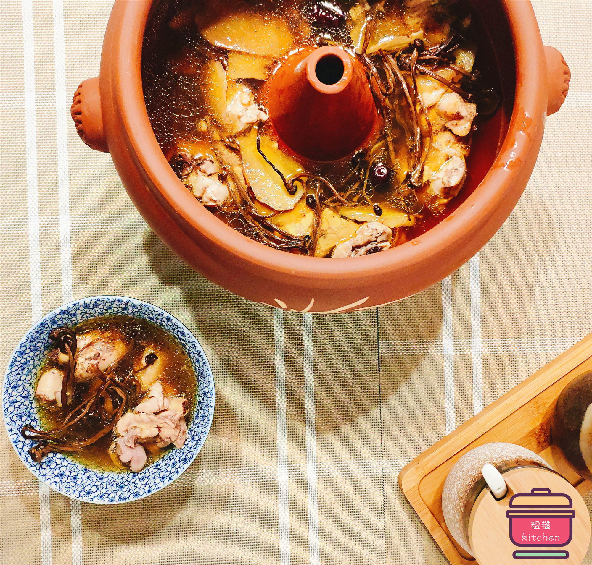 炖鸡汤的鸡肉可以做葱油鸡吗,炖鸡汤鸡肉用煸炒一下吗