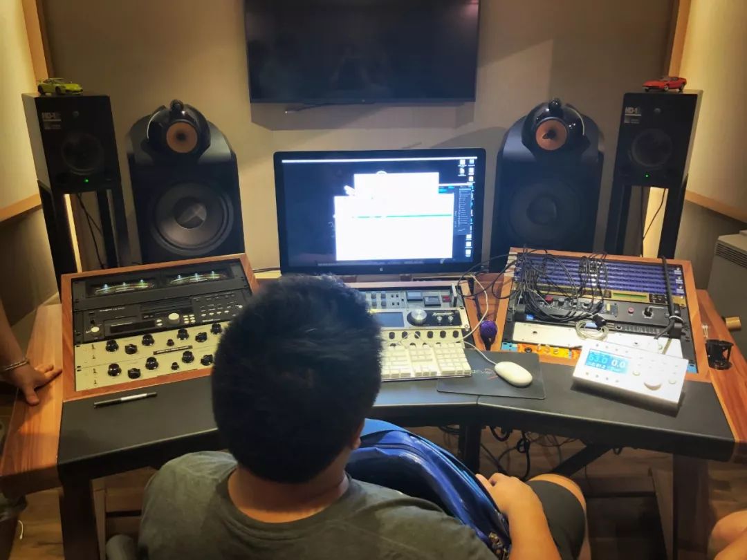 车载无损顶级音乐,怎么才可以听到无损高品质音乐