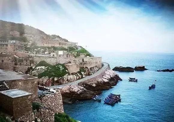 上海附近适合三五天游玩的海岛,离上海最近的绝美海岛