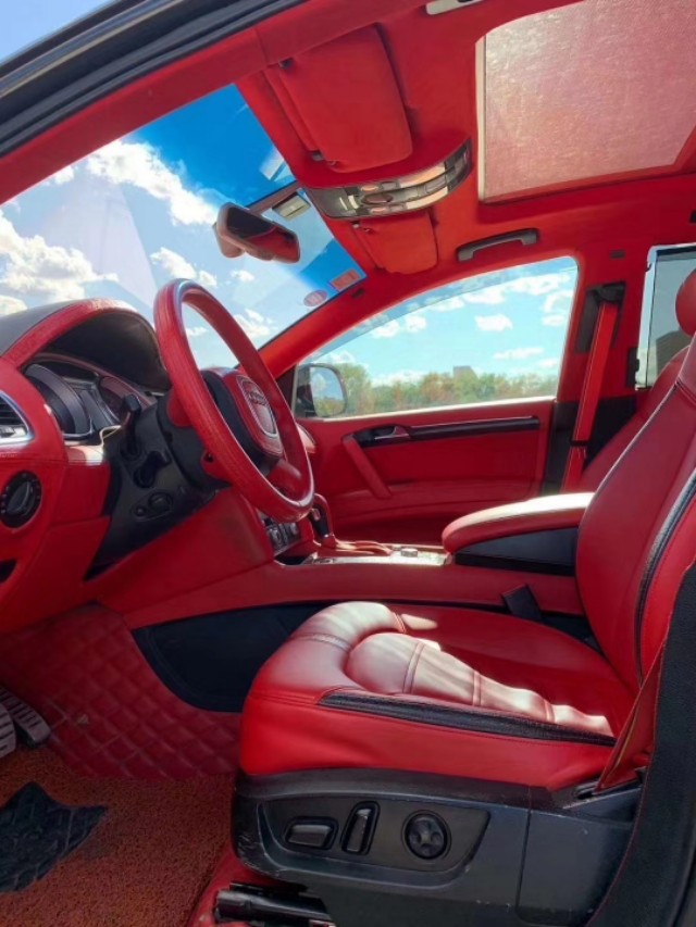 十万买辆奥迪q7,十万左右买一台奥迪q5