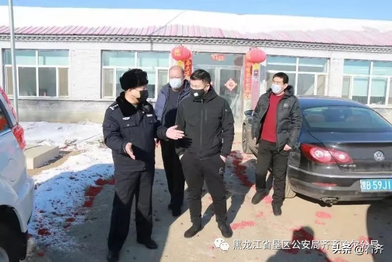 督导检查民警疫情防控工作,公安局领导深入卡口检查疫情防控