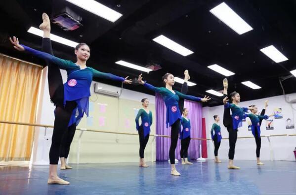 怎么样防止跳舞粗腿,跳舞时腿不稳怎么练