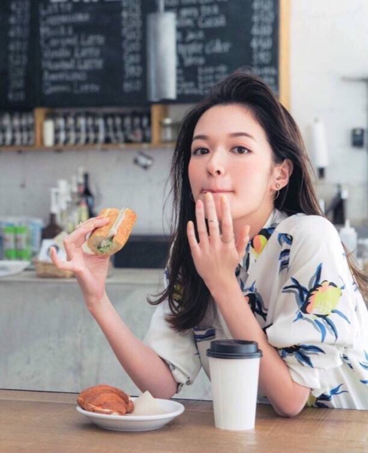 森绘梨佳100种妆容,森绘梨佳不过如此