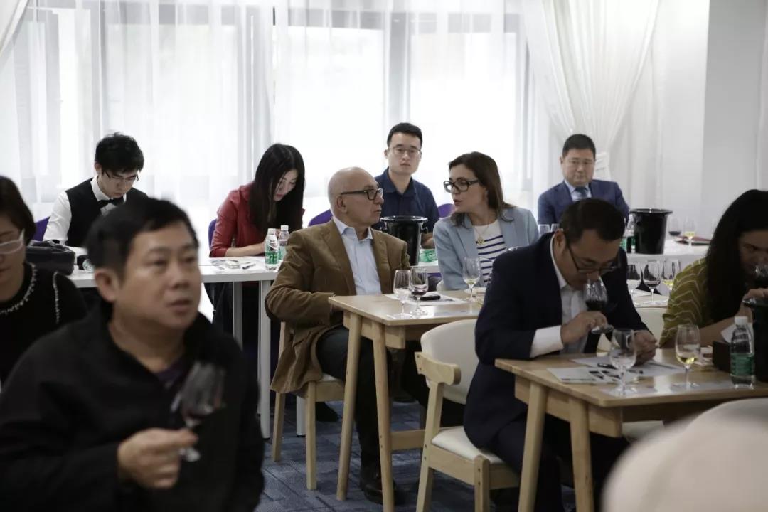 葡萄酒加盟店经营模式,葡萄酒专卖店经营模式